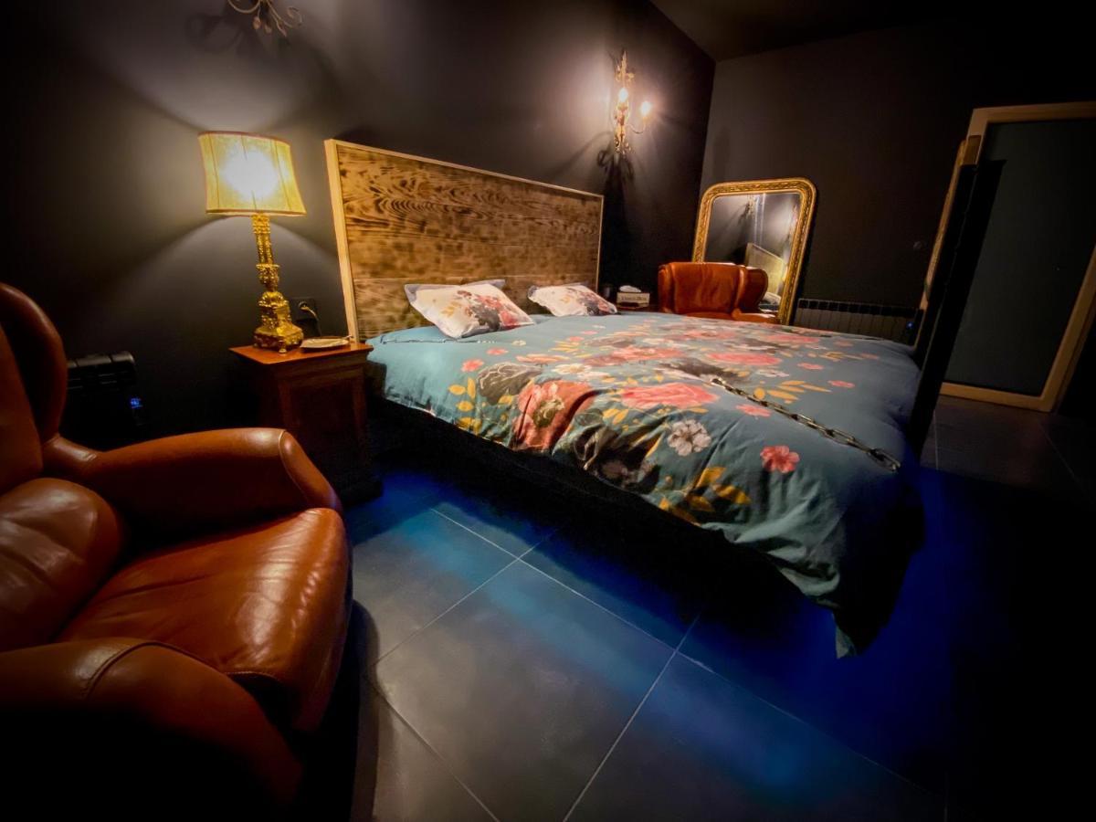 Loveroom Avec Jacuzzi 01 Chazey-sur-Ain Exteriör bild